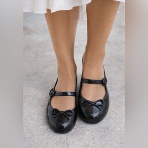 • Mini Melissa • Girls Glitter Ballet Flats Black
US 8